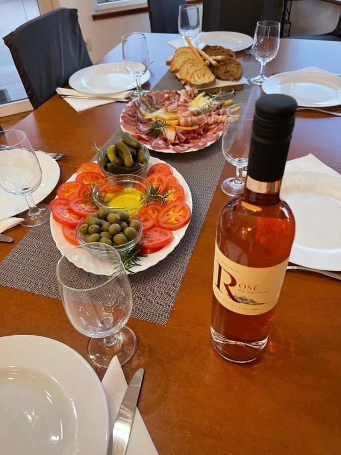 Kuca Za Odmor Alfis - Holiday home Jezera